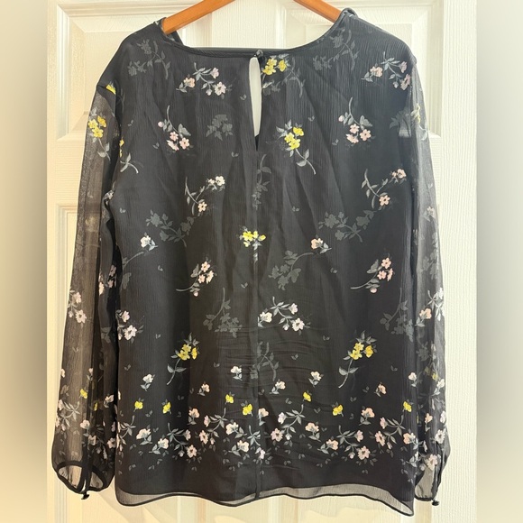 St. John Tops St. John Floral Print Blouse Size Medium Retail $795 - Picture 8 of 9
